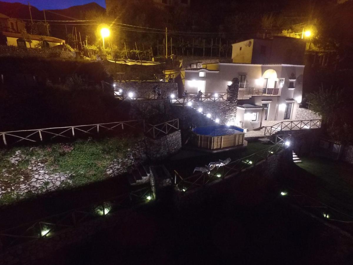 Villa Ami Scala Exteriör bild